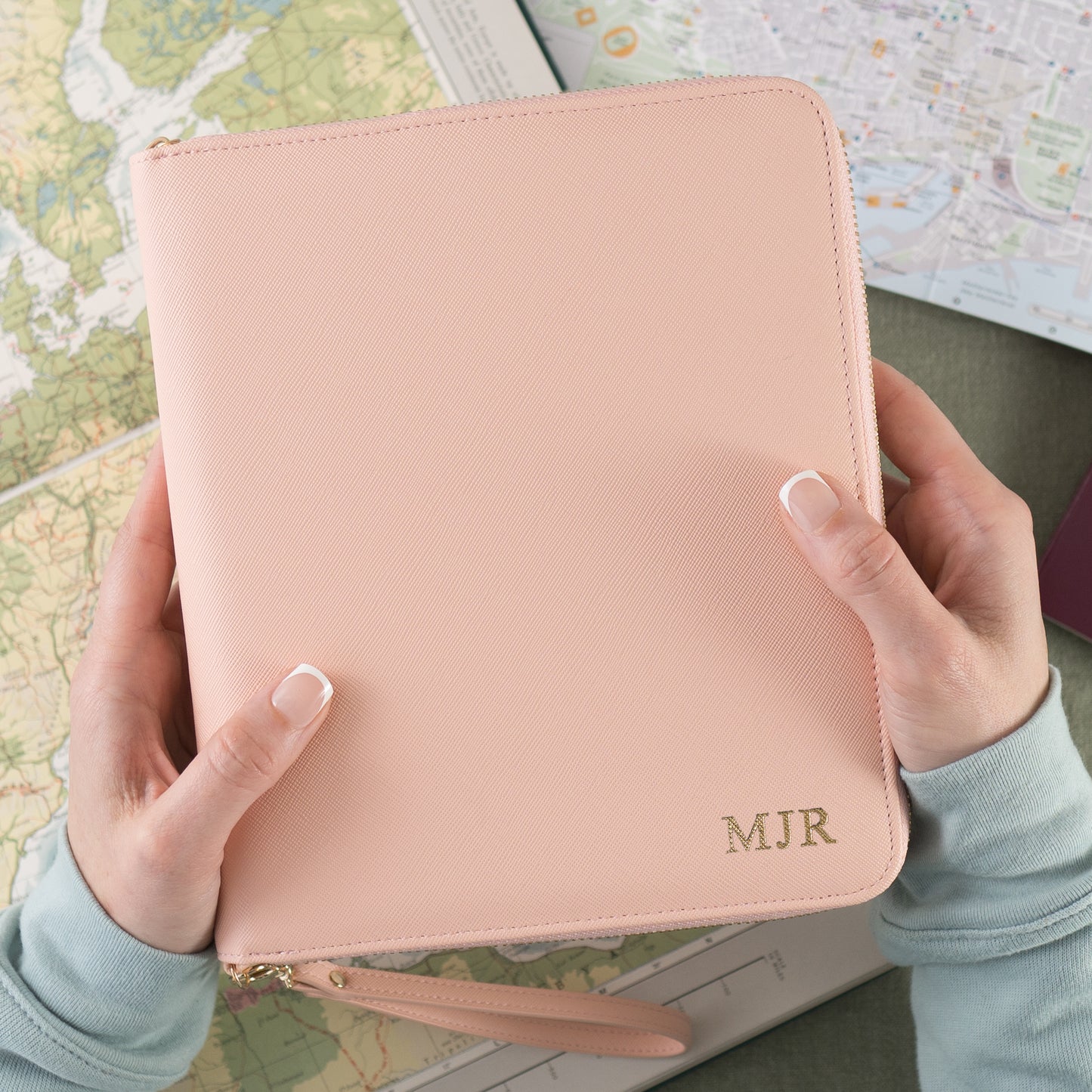Travel Tech Organiser – With Optional Gold Foil Personalisation