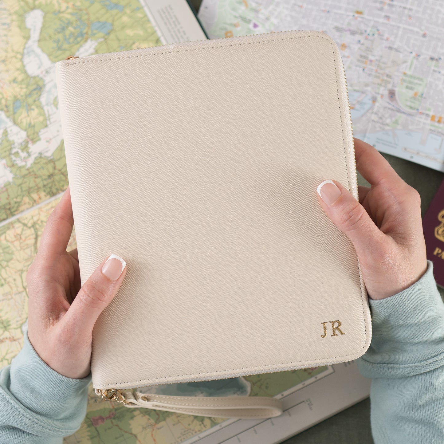 Travel Tech Organiser – With Optional Gold Foil Personalisation