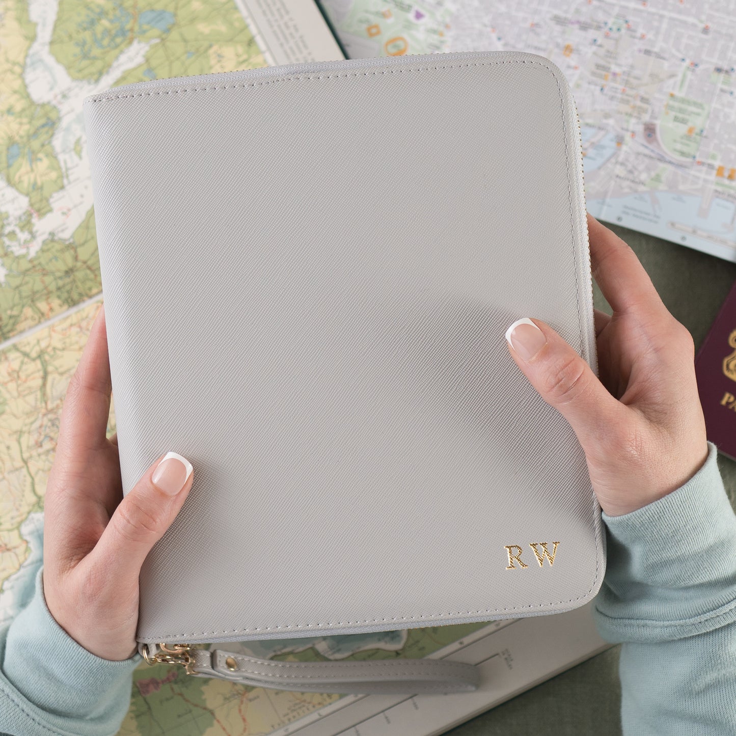 Travel Tech Organiser – With Optional Gold Foil Personalisation
